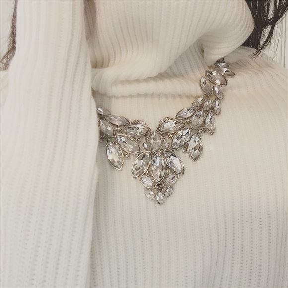 Dora Boutique Jewelry - Boutique! Stunning Diamond Collar Necklace